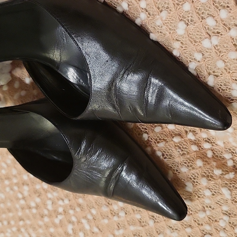 Colin Stuart heels - Picture 14 of 16